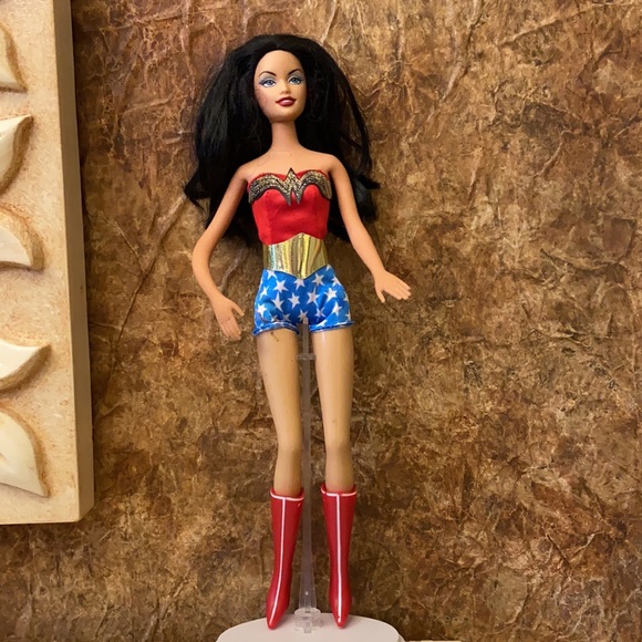 Vintage Barbie Wonder Women Mattel 1999 DC Comic collectible doll - Picture 6 of 13